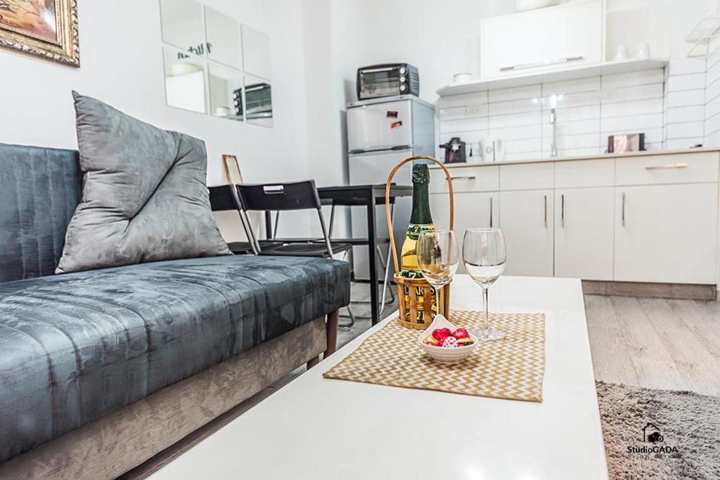 Kings & Queens By The Lake Apartment Tiberias Ngoại thất bức ảnh